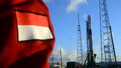 Foto Satelit Merah Putih Diluncurkan di Amerika Serikat