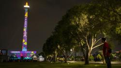 Melihat Keindahan Video Mapping Berdurasi 15 Menit di Tugu Monas 