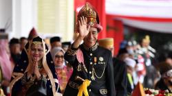 Presiden Jokowi Pakai Baju Adat Aceh Pimpin Upacara HUT ke-73 RI