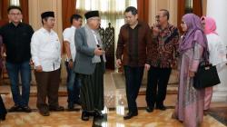 KH Ma'ruf Amin Silaturahmi ke Kediaman Hary Tanoe