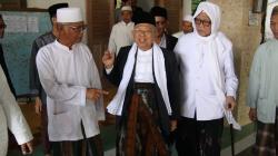 KH Ma'ruf Amin Safari Politik ke Sejumlah Pesantren di Jawa Timur