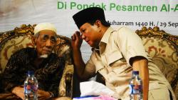 Prabowo Bertemu KH Maimoen Zubair di Ponpes Al-Anwar Rembang