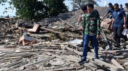 Presiden Jokowi Tinjau Lokasi Gempa Palu