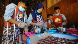 Laris Manis Cokelat Tempe Produksi Warga Disabilitas dari Boyolali