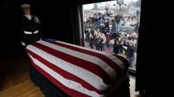 Hormati Jasad George HW Bush, Ribuan Warga AS Turun ke Jalan 