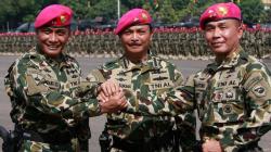 KSAL Pimpin Upacara Sertijab Komandan Korps Marinir