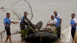 Aksi Bersih-Bersih Pantai Pasing Panjang Peringati Hari Dharma Samudera