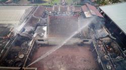 Vihara Terbesar dan Tertua di Bandung Ludes Terbakar