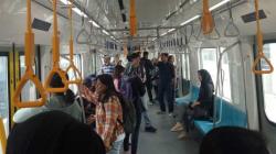 Warga Antusias Naik MRT saat Uji Coba Hari Pertama