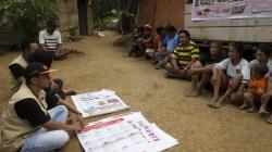 KPU Gorontalo Sosialisasi Pemilu 2019 ke Warga Pedalaman Suku Polahi