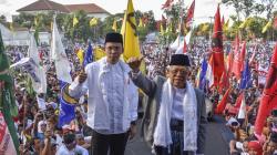 Ma'ruf Amin Didampingi TGB Kampanye Terbuka di NTB