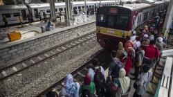Jalur Kereta Api Dwi Ganda Jatinegara-Cakung Resmi Beroperasi