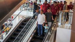 Menikmati Liburan di Solo, Jokowi dan Keluarga Jalan-Jalan ke Mal