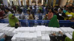 Masjid Al Akbar Sediakan 2.500 Paket Nasi untuk Buka Puasa Selama Ramadan