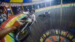 Aksi Nekat Joki Tong Setan Isi Hiburan Bulan Ramadan