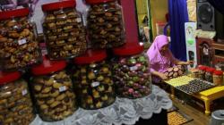 Penjualan Kue Kering Meningkat Jelang Hari Raya Idul Fitri