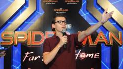 Tom Holland, Aktor Spider-Man Sapa Penggemar di Bali