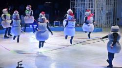 Melihat Serunya Atraksi Sirkus di Atas Es Asal Rusia