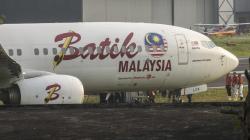 Malindo Air Tergelincir di Bandara Husein Sastranegara, 114 Penumpang Selamat
