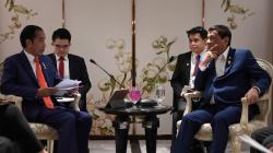 Momen Pertemuan Presiden Jokowi dan Presiden Duterte di Bangkok