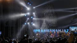 Penampilan Ari Lasso Hibur Penggemar saat Prambanan Jazz Festival 2019