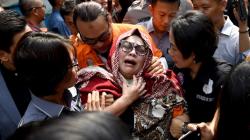Menyesal, Nunung Menangis Histeris saat Rilis Kasus Narkoba
