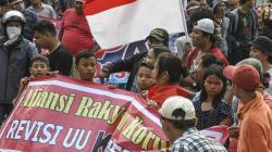 Potret Anak-Anak Ikut Aksi Unjuk Rasa Dukung Revisi UU KPK