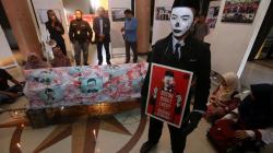 Komunitas Fotografi Unitomo Surabaya Gelar Pameran Potret Parlemen Jalanan