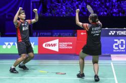 Momen Ganda Campuran Indonesia Praveen/Melati Juara French Open 2019