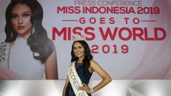 Miss Indonesia Princess Megonondo Akan Ikuti Miss World di London