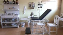 Melihat Koleksi Museum Dr Soetomo di Surabaya