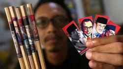 Pensil Pendidik Bergambar Tokoh Nasional Karya Seniman Surabaya