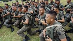 Tingkatkan Keamanan, 100 Personel Brimob Polda Kalteng Berangkat ke Papua