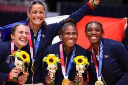  Kalahkan ROC, Tim Bola Tangan Wanita Prancis Bawa Pulang Medali Emas Olimpiade Tokyo 2020