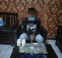 Ribuan Obat Tanpa Ijin Edar Diamankan Polisi