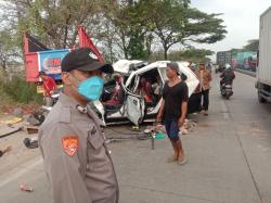 Ibu Hamil 7 Bulan Tewas Dalam Kecelakaan Maut di Jalur Pantura Indramayu