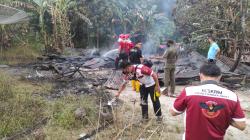 Ditinggal ke Warung Sebentar, Rumah Reza Sudah Rata dengan Tanah