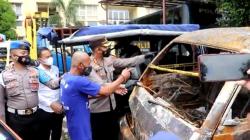 Warga Sragen Nekat Bakar Mobil Tetangga Gegara Sering Parkir di Depan Rumah