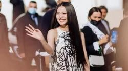 Jisoo BLACKPINK Tampil Memukau di Paris Fashion Week 2022