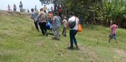 Wanita Setengah Telanjang Ditemukan Tewas Mengapung di Sungai