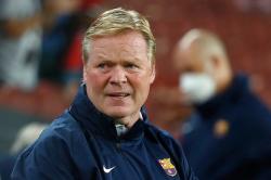 Ini Alasan Barcelona Pecat Ronald Koeman!