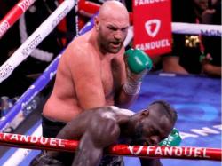 Kisah Tyson Fury, Raja Tinju yang Religius