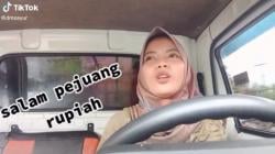 Pedagang Sayur Berhijab Keliling Setir Mobil Bak Terbuka Dapat Omzet Rp90 Juta per Bulan  