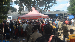 Dinas Kesehatan Kabupaten Belu Gelar Serbuan Vaksinasi Masal di Tengah Pasar