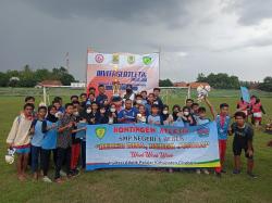 Setelah 3 tahun Menunggu, Juara Umum Invitasi Atletik Kembali ke SMPN 1 Beber