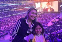 Wow...Ayu Ting Ting Ajak Buah Hatinya Nonton Konser BTS di Amerika