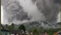 Update Gunung Semeru Meletus: Awan Panas Mengarah ke Besuk Kobokan