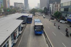 Bus Transjakarta Tabrak dan Lindas Warga Garut Hingga Tewas