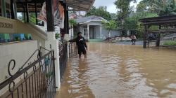 Air Sungai Meluap, Puluhan Rumah di Kampung Ulu Muntok Terendam Banjir