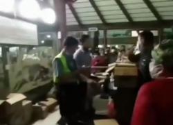 Viral Sejumlah Penumpang Pesawat Mengamuk karena Delay Tanpa Pemberitahuan di Bandara Soetta